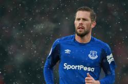 开云平台-隐形核弹！马克西第三节2.7秒绝命抢断，他用行动诠释关键先生