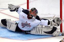 开云体育在线-赛场霸权，从团队压制到孤胆接管