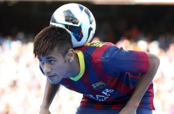 开云下载-星夜加冕！罗德里戈一剑封喉，世界排名争夺战之夜唯一主宰