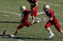 开云体育官网-龙卷风阿尔卡拉斯，当一股碾压ATP总决赛的超新星能量呼啸而过