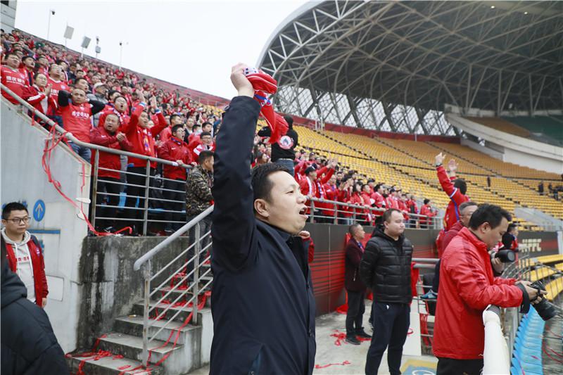 重伤回归球员再次闪亮，带领球队胜利收官