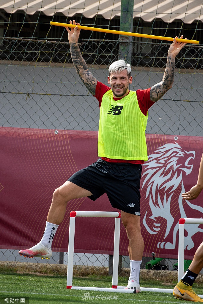 罗马球队备战新赛季,球员表现水涨船高 罗马球队备战新赛季,球员表现水涨船高