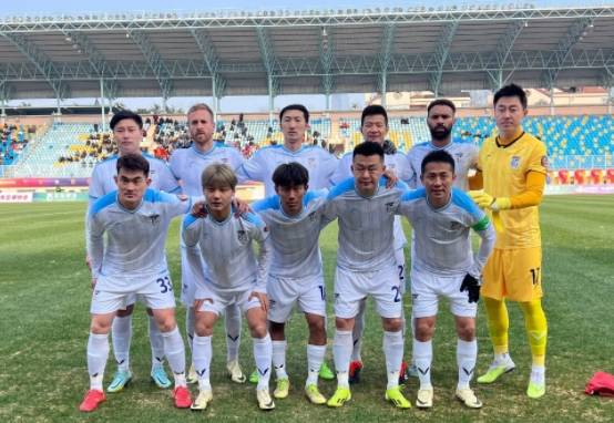 中超球队教练举办公开训练课活动