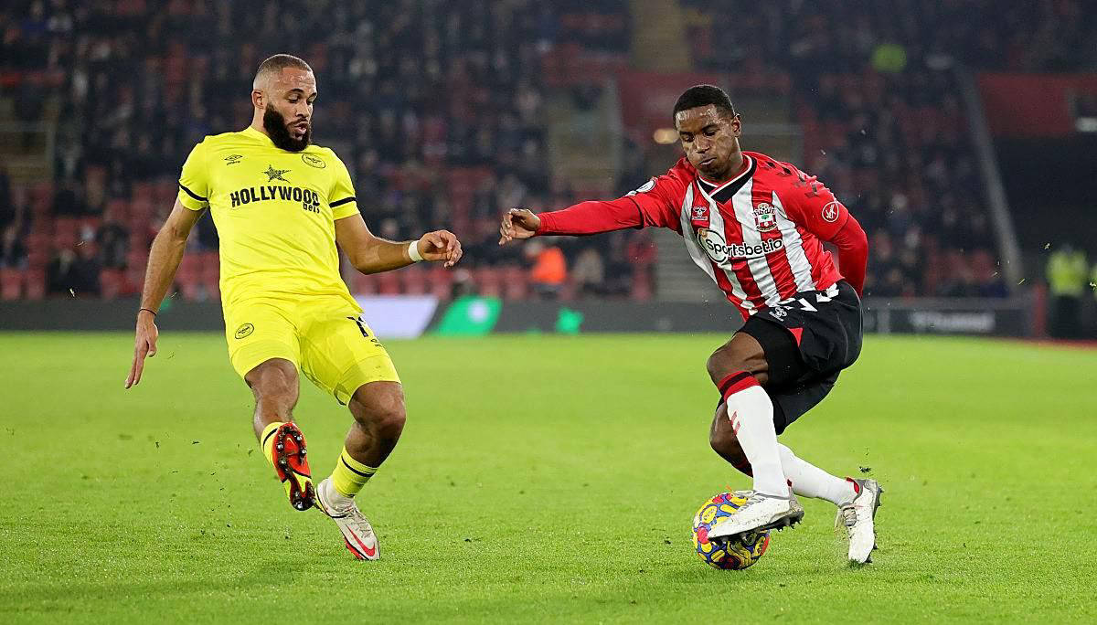 阿斯顿维拉获胜,史密斯信心重振 阿斯顿维拉获胜,史密斯信心重振