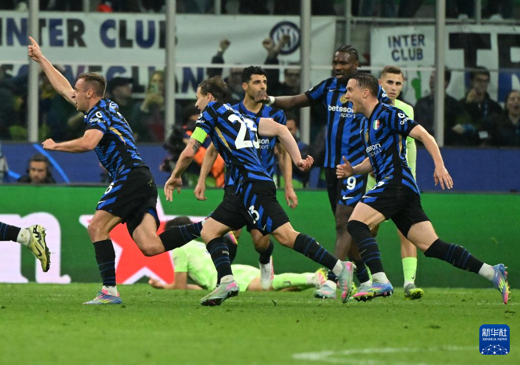 国际米兰坚持到底！意甲冠军正酣飞