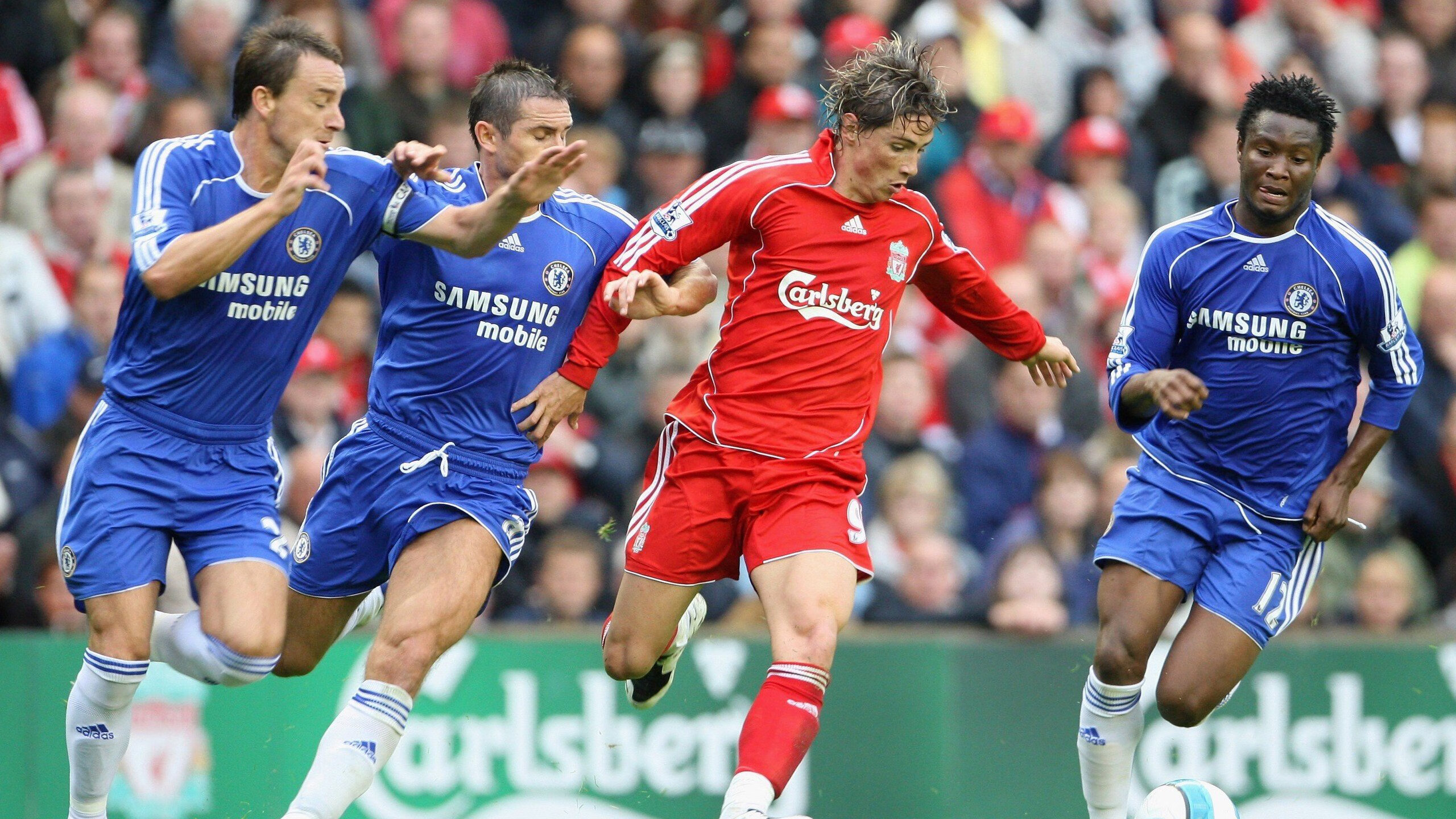 跨维打击，当尼克斯绞碎北京钢铁防线，范弗利特用足球破译了篮球密码